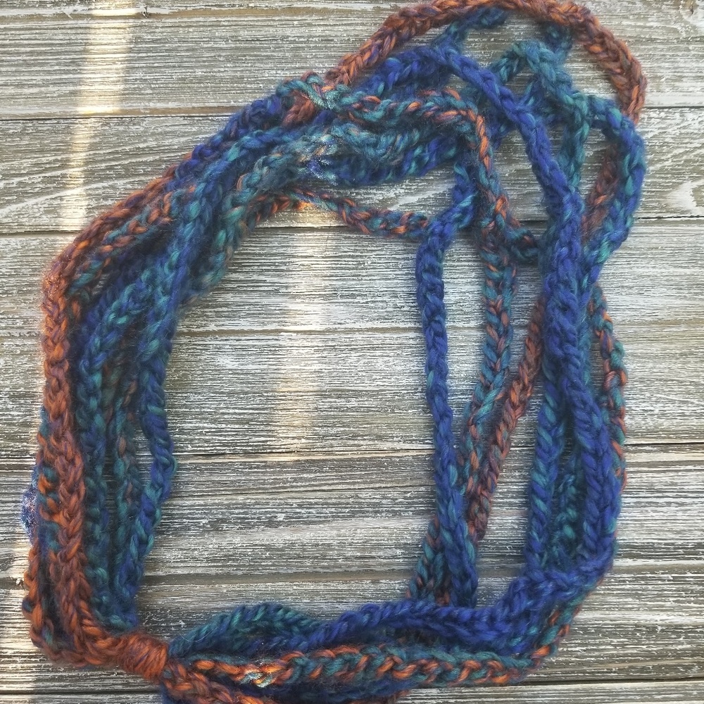 NWT Handmade Crochet Rope Scarf/Necklace - Picture 4 of 4
